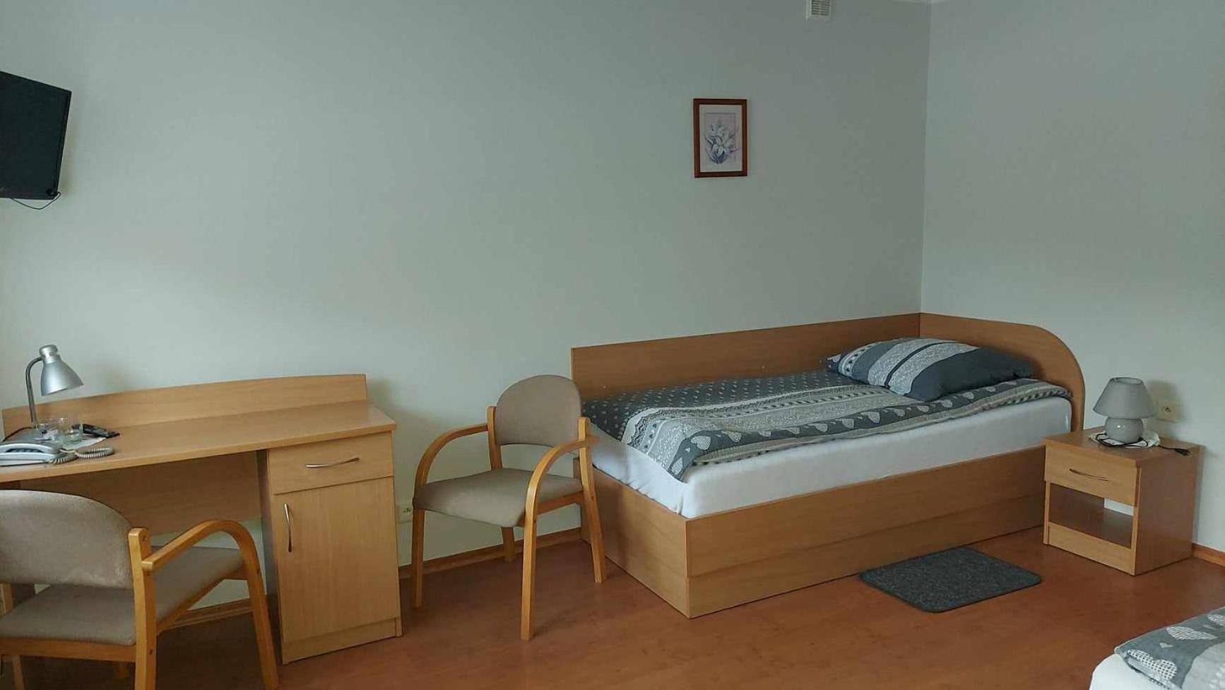 Inter-Bar-Motel Nowe Marzy エクステリア 写真
