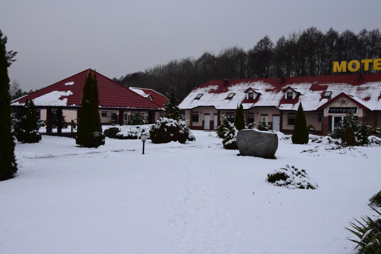 Inter-Bar-Motel Nowe Marzy エクステリア 写真
