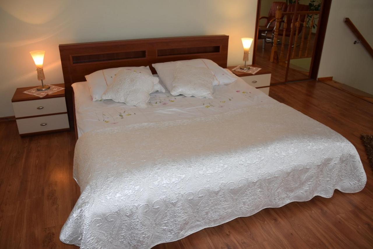 Inter-Bar-Motel Nowe Marzy エクステリア 写真